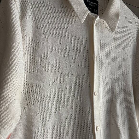 ABERCROMBIE & FITCH | Mens White Knit Floral Button Down Short-Sleeve Large - Picture 3 of 7